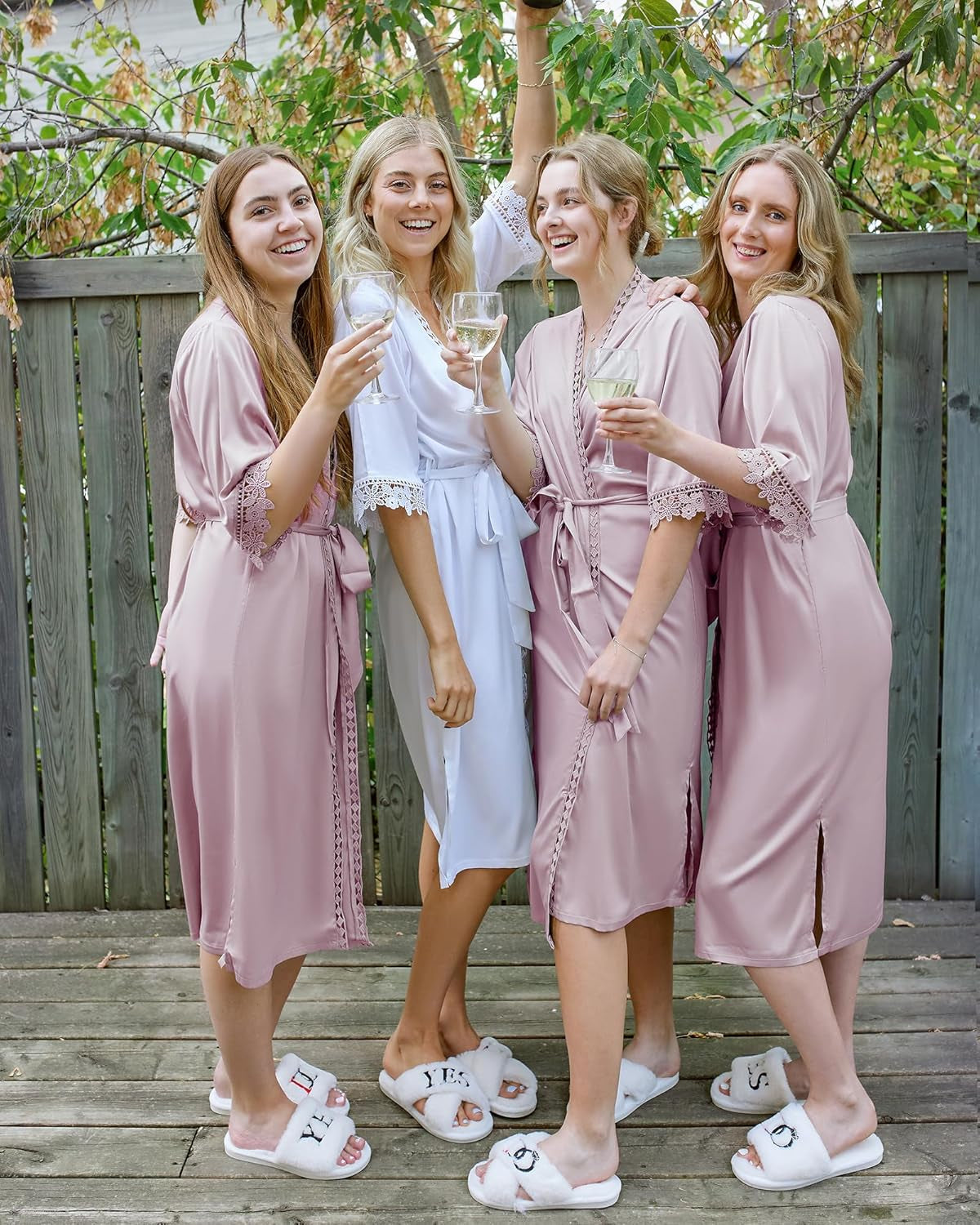 Silk Robes for Women, Short Bridesmaid Robes for Bridal Wedding Party, Bride Satin Bathrobe with Long Sleeve